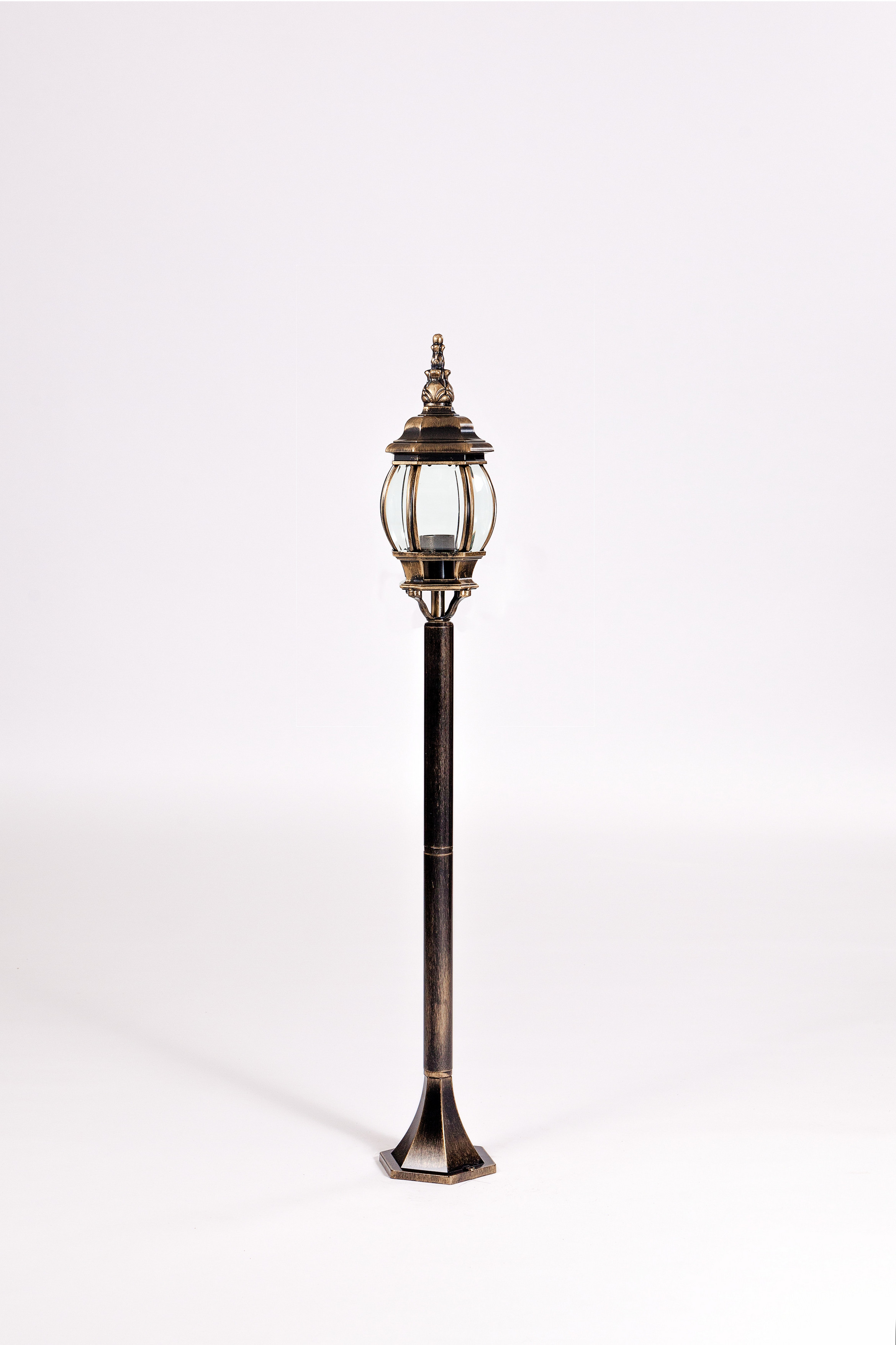 Садово-парковый светильник серии America S bg 83406 S bg