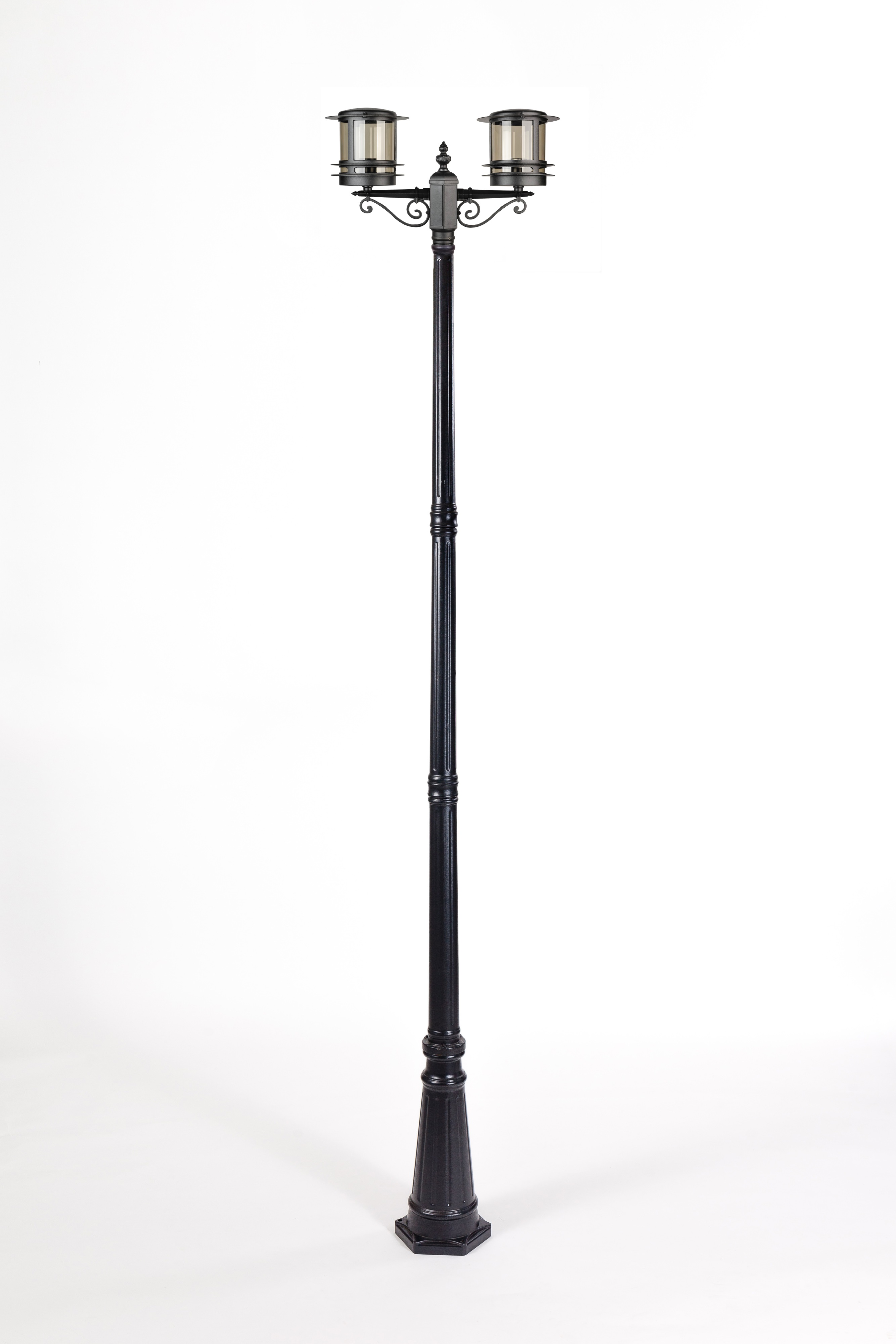 Садово-парковый светильник серии Tokio Smoky 68310 A 21 smoky