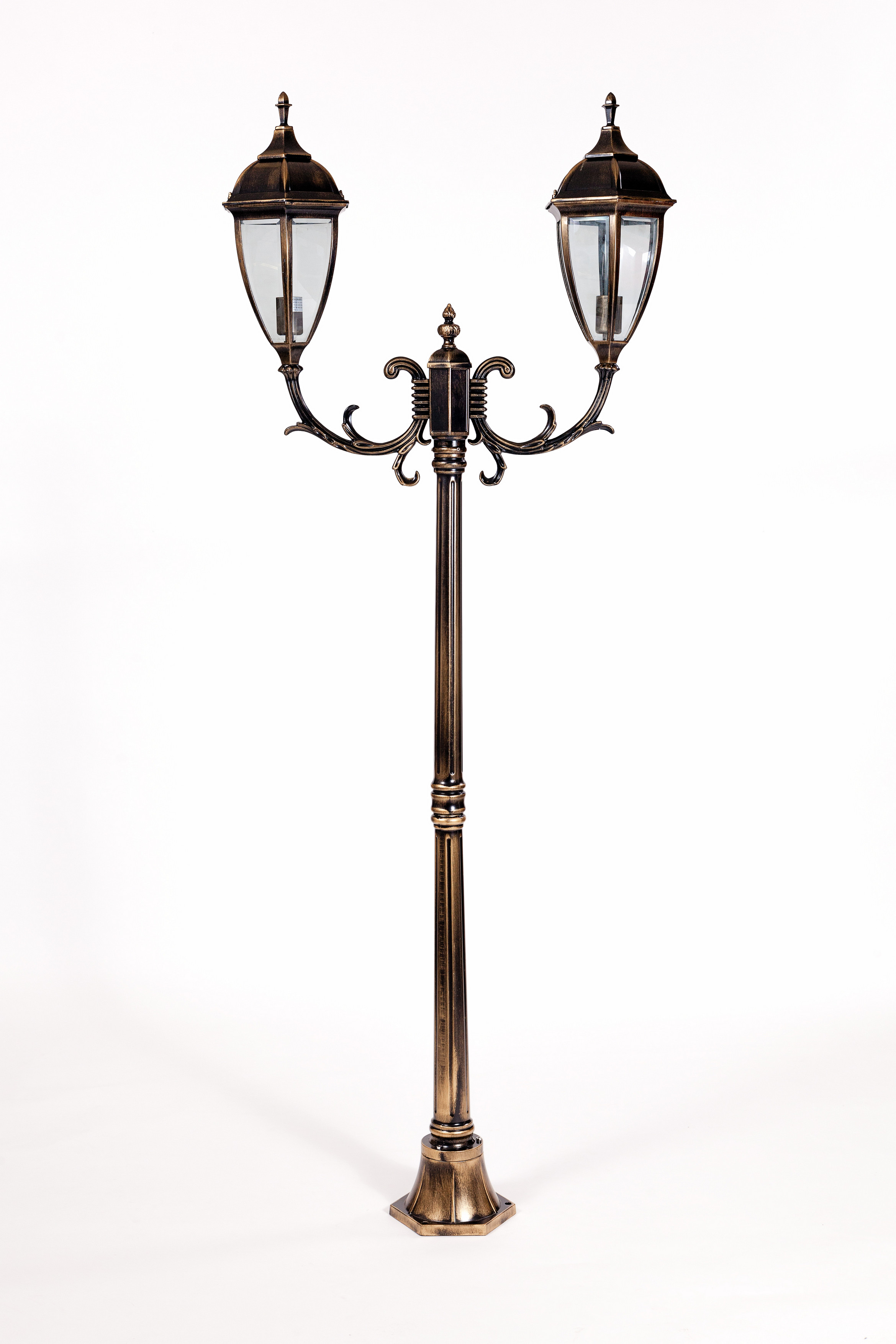 Садово  парковый светильник серии CALIFORNIA  L 84208 L A 16 bg