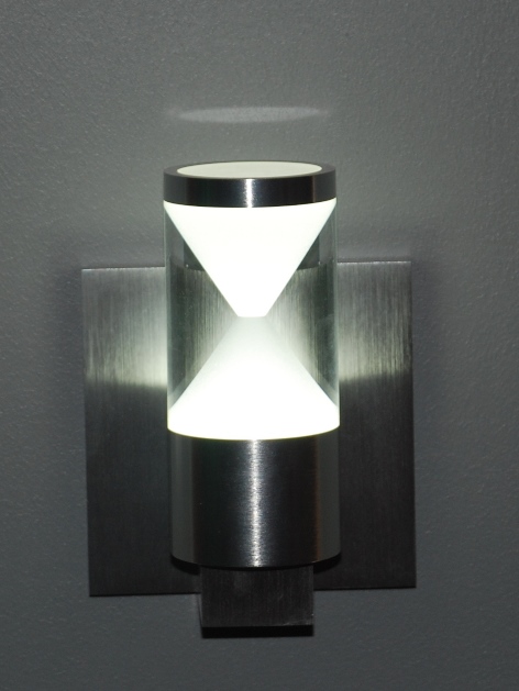 Настенные светодиодные светильники (БРА)