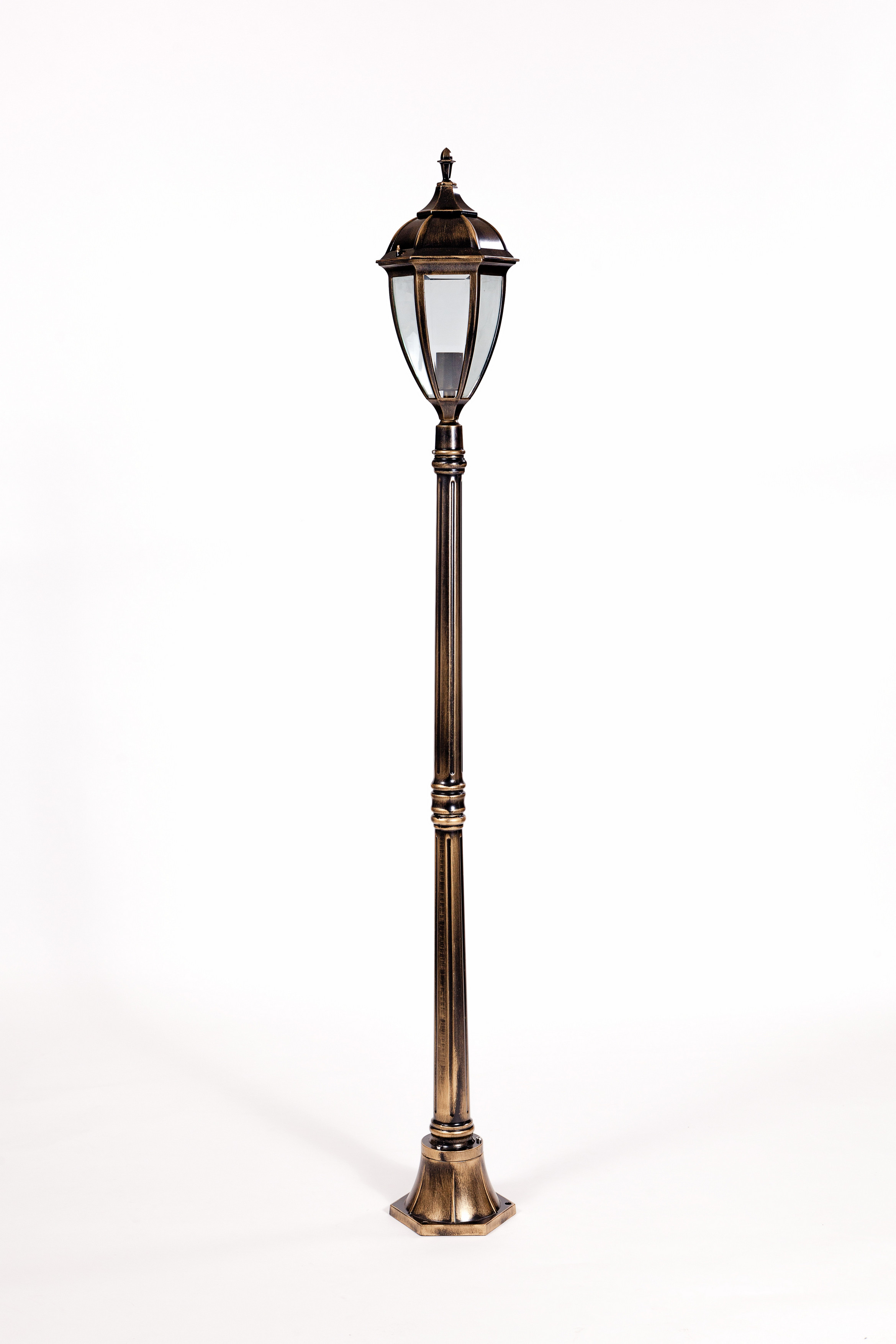 Садово  парковый светильник серии CALIFORNIA  L 84208  L bg